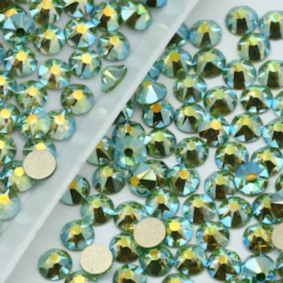 Swarovski Tooth Gems - AURORA PERIDOT SHIMMER 214